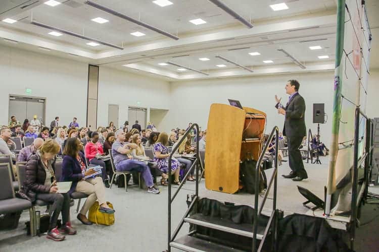 20 Best Social & Digital Marketing Conferences to Attend (2024)