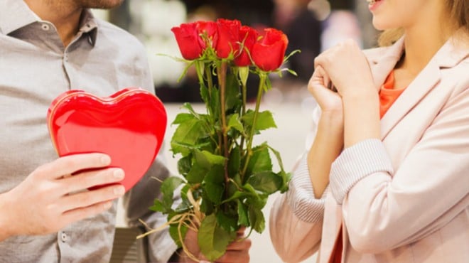 Expert Valentine’s Day Sales Tips: From Hearts to Charts