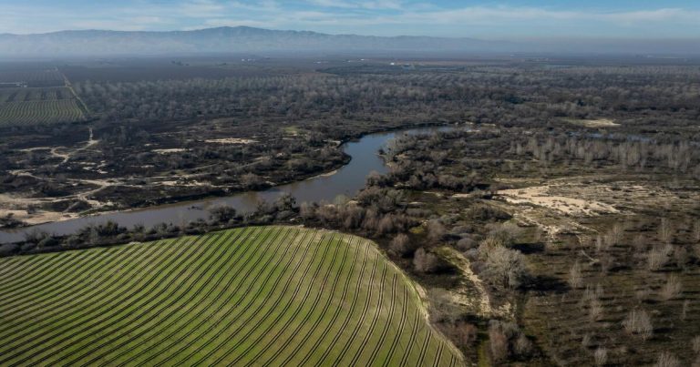 How giving rivers space can ease California flood risks