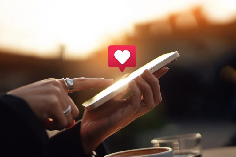 New Dating App Only Accepts Users With Good Credit Scores